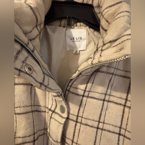 Boutique Plaid Puffer Jacket - Picture 7 of 10